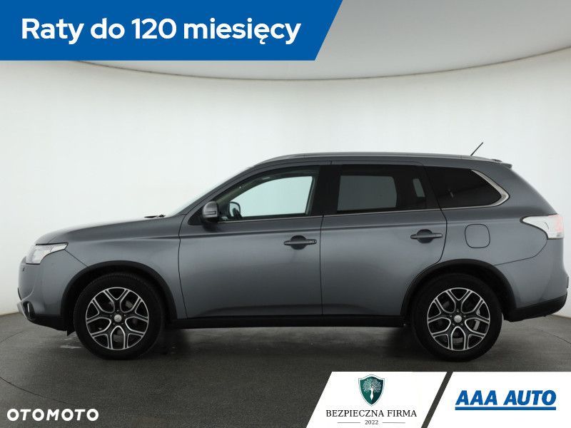 Mitsubishi Outlander - 4