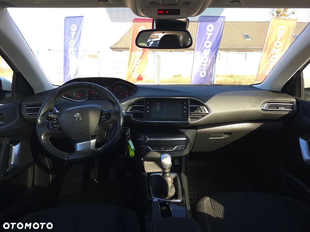 Peugeot 308 1.5 BlueHDi Business Line S&S - 31