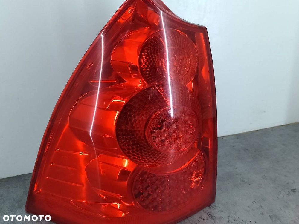 LAMPA TYLNA LEWA PEUGEOT 307 SW FL KOMBI - 10