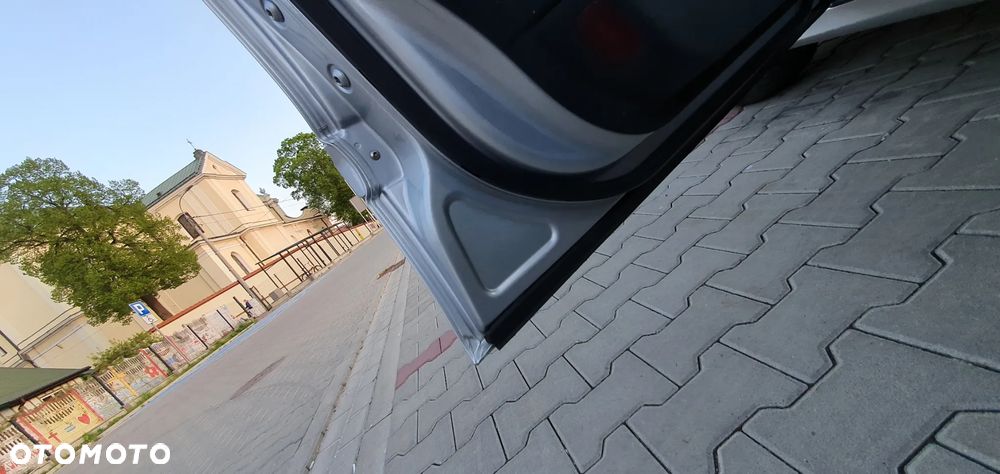 Mercedes-Benz Klasa E 200 Kompressor Avantgarde - 10