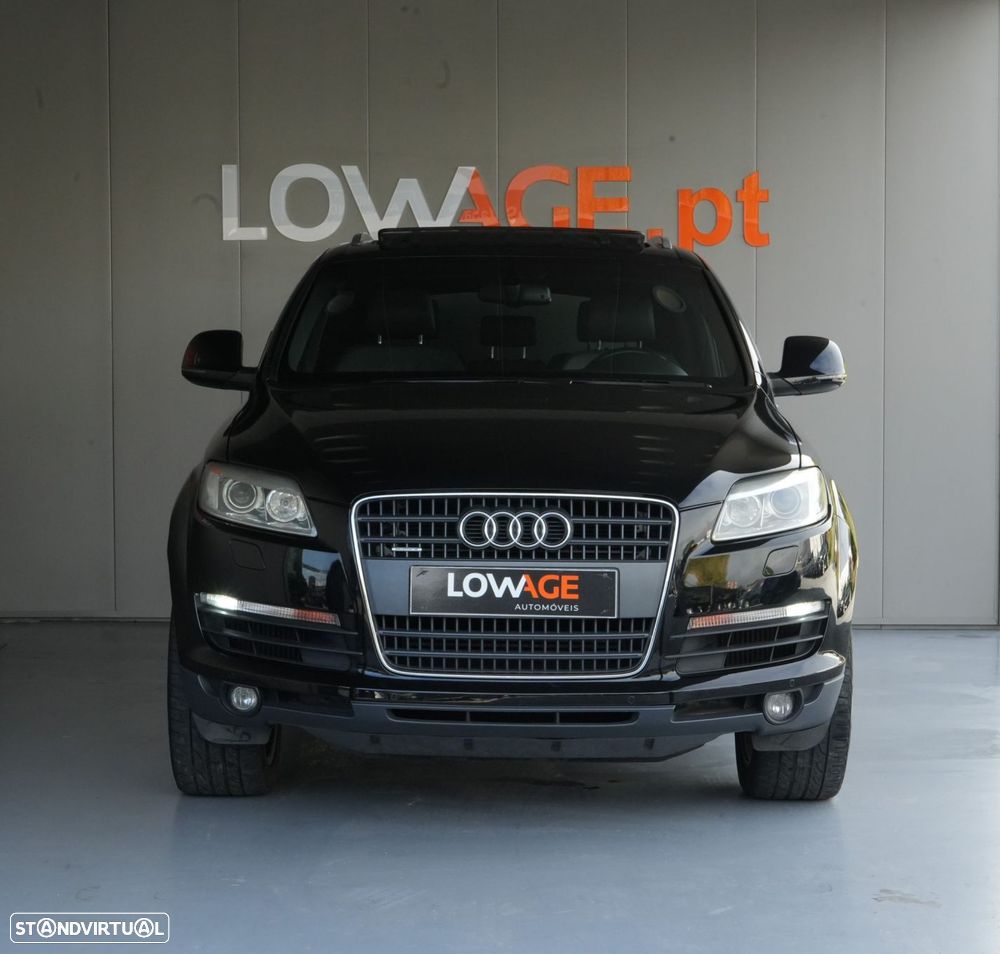 Audi Q7 3.0 TDi Tiptronic - 23