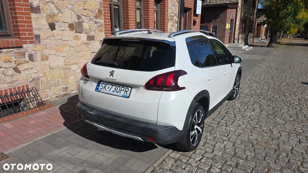 Peugeot 2008 - 10