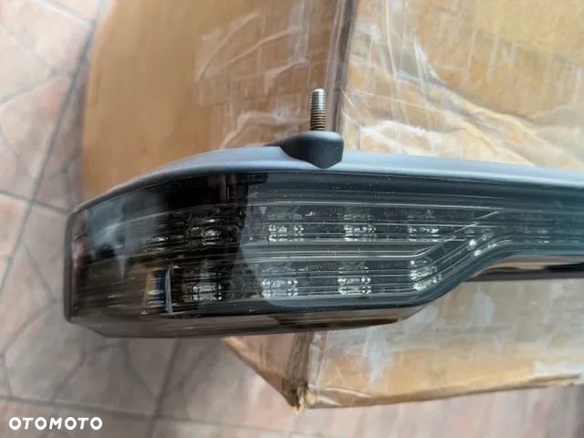 LAMPA LED LISTWA LED KUFRA CENTRALNEGO HARLEY TOURING ELECTRA ROAD GLIDE 14- - 2