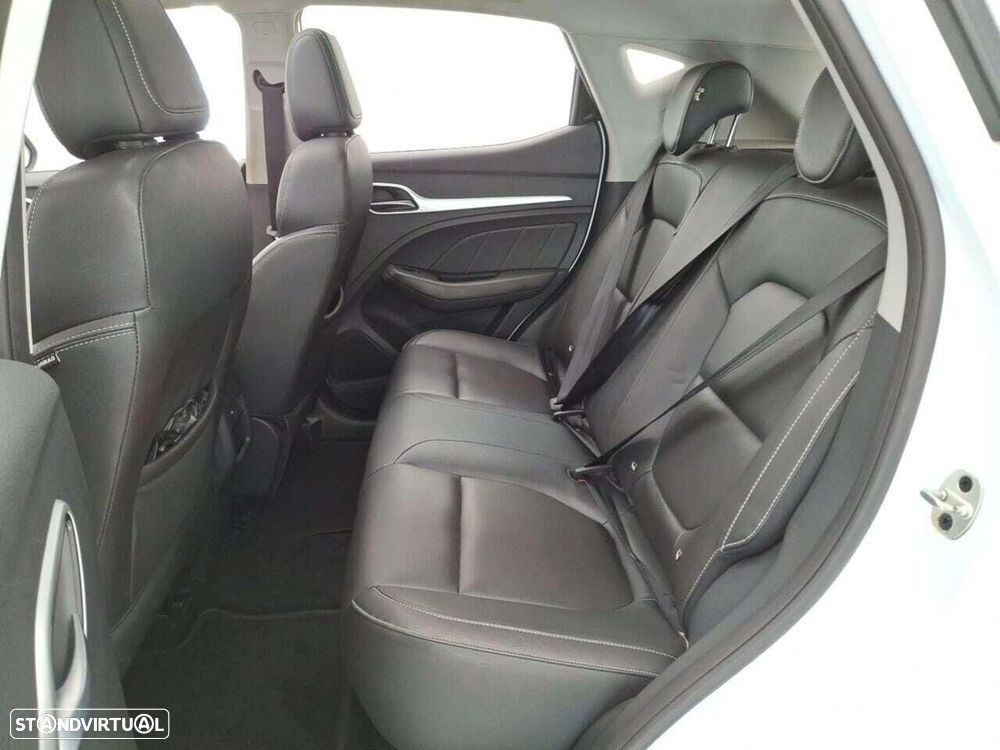 MG ZS EV 44.5 kWh Luxury - 5