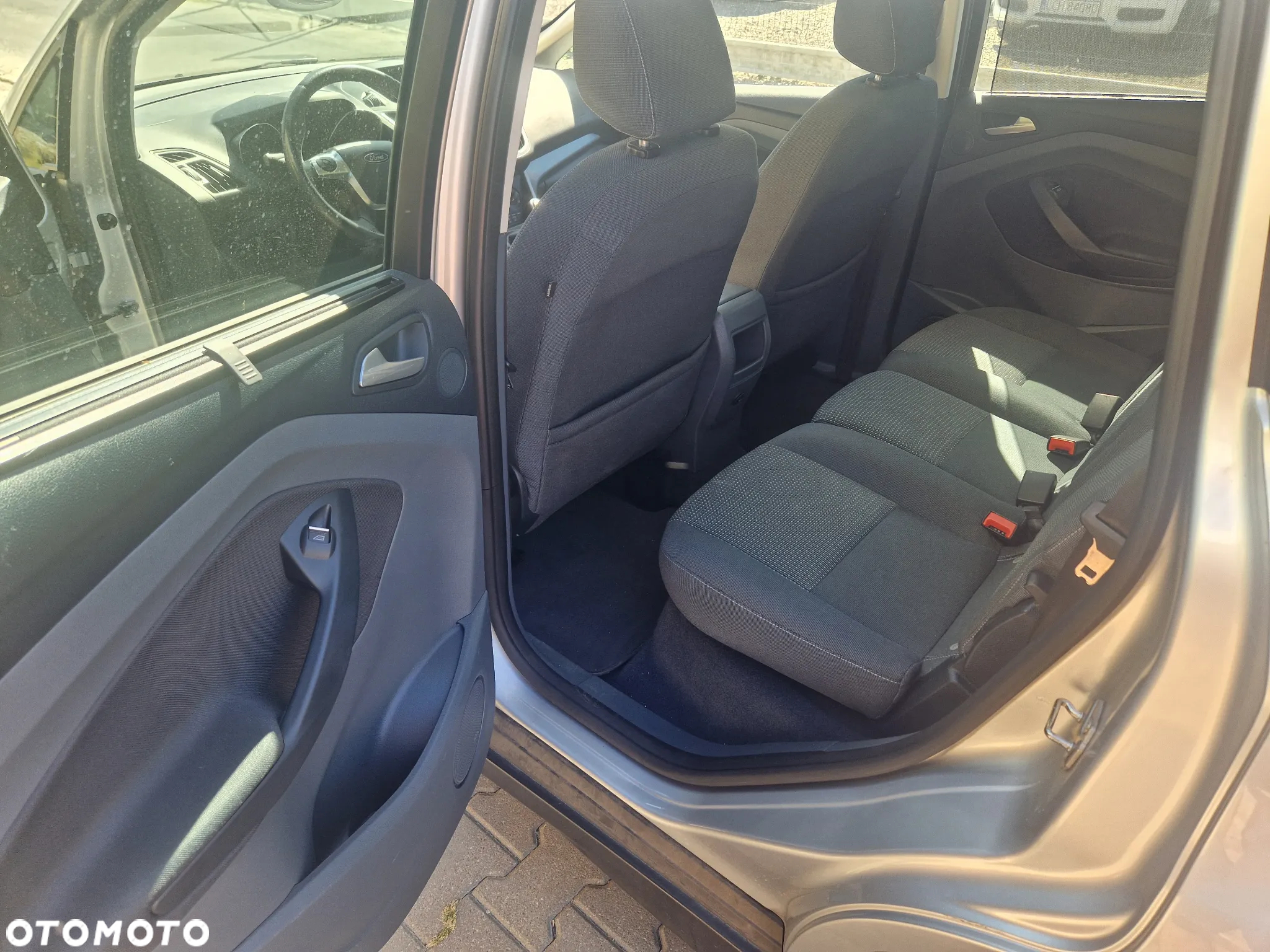 Ford C-MAX - 11