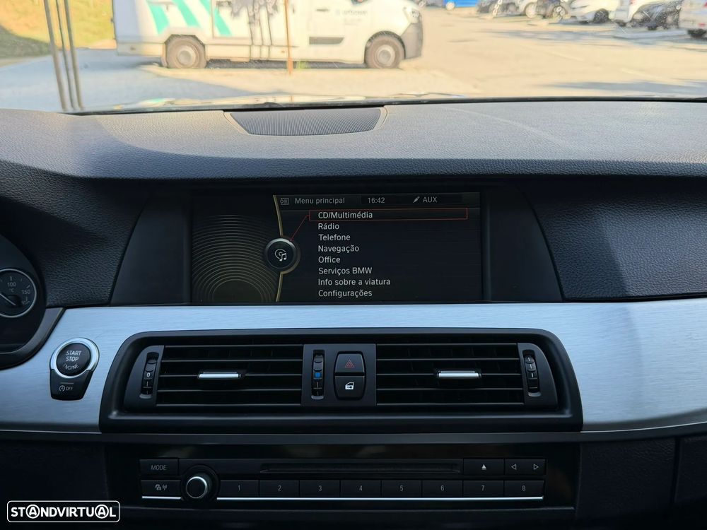 BMW 525 d Line Luxury - 10
