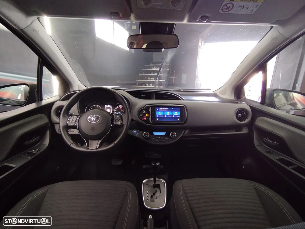 Toyota Yaris 1.5 HDF Comfort - 14