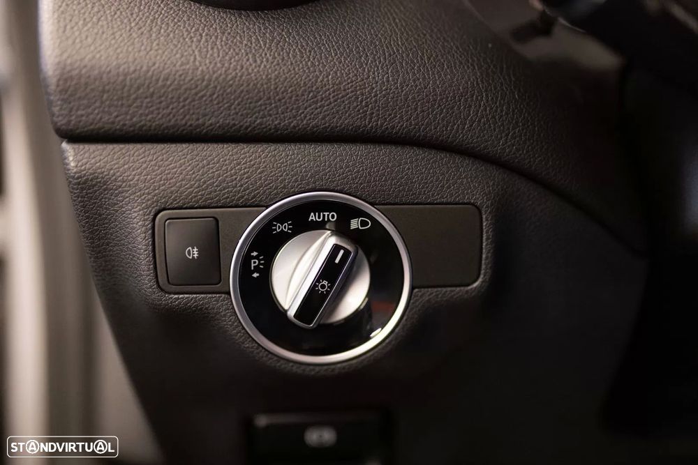 Mercedes-Benz CLA 220 d AMG Line Aut. - 18