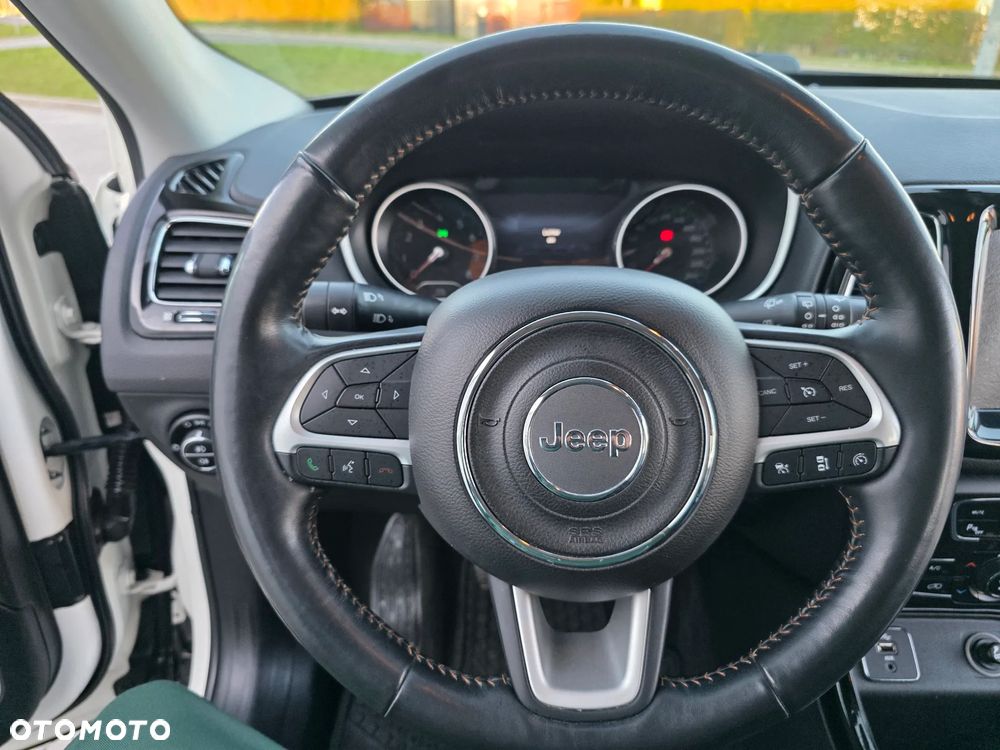 Jeep Compass 1.4 MultiAir Limited - 30