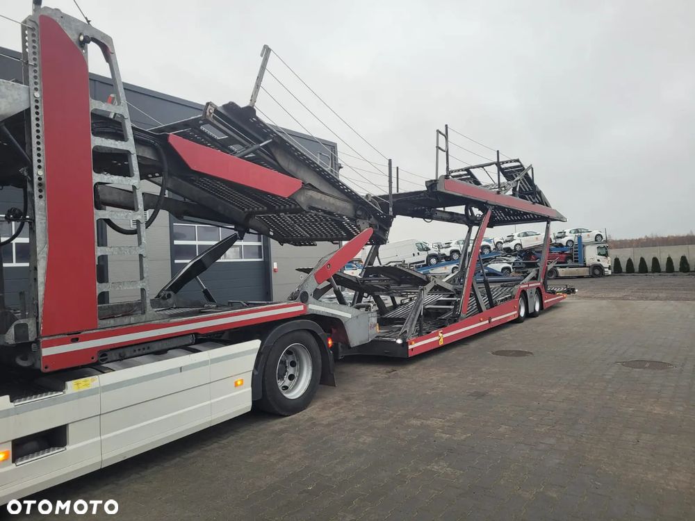 Volvo Autotransporter - 1