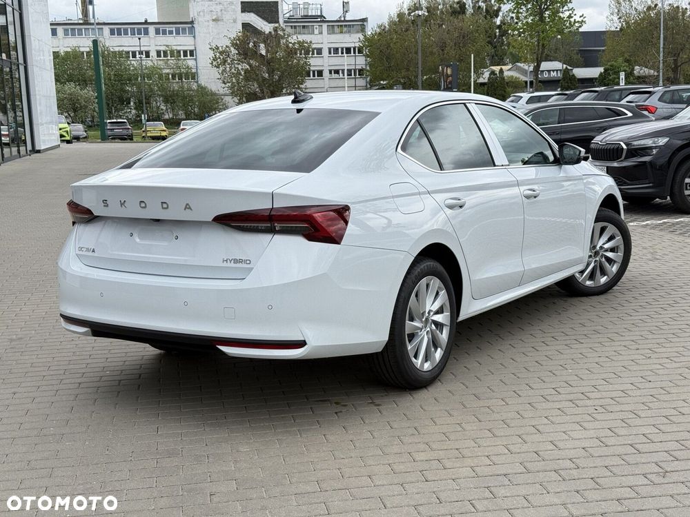 Skoda Octavia 1.5 TSI mHEV Drive Selection DSG - 6