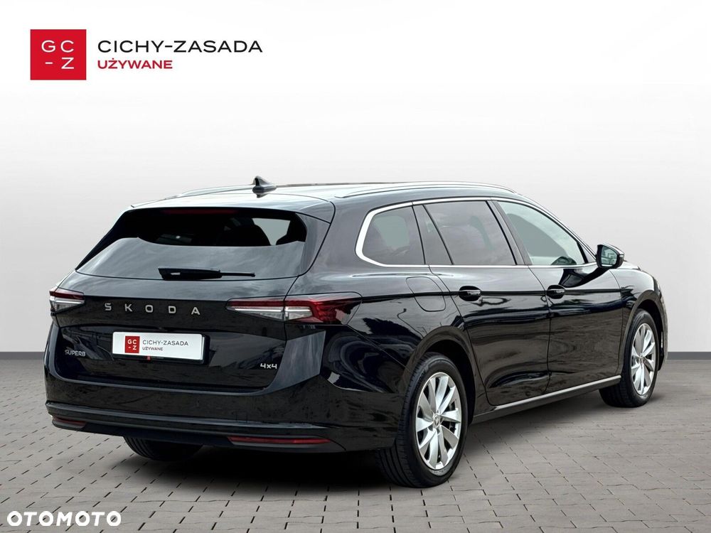 Skoda Superb 2.0 TDI SCR 4x4 Selection DSG - 6