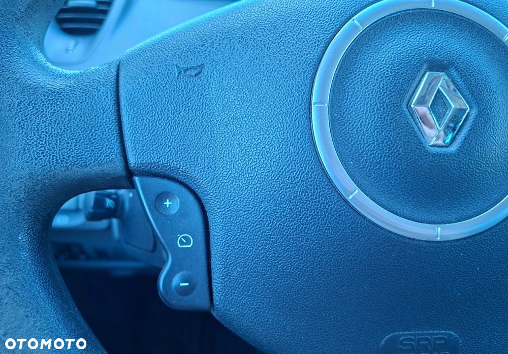 Renault Grand Scenic - 27