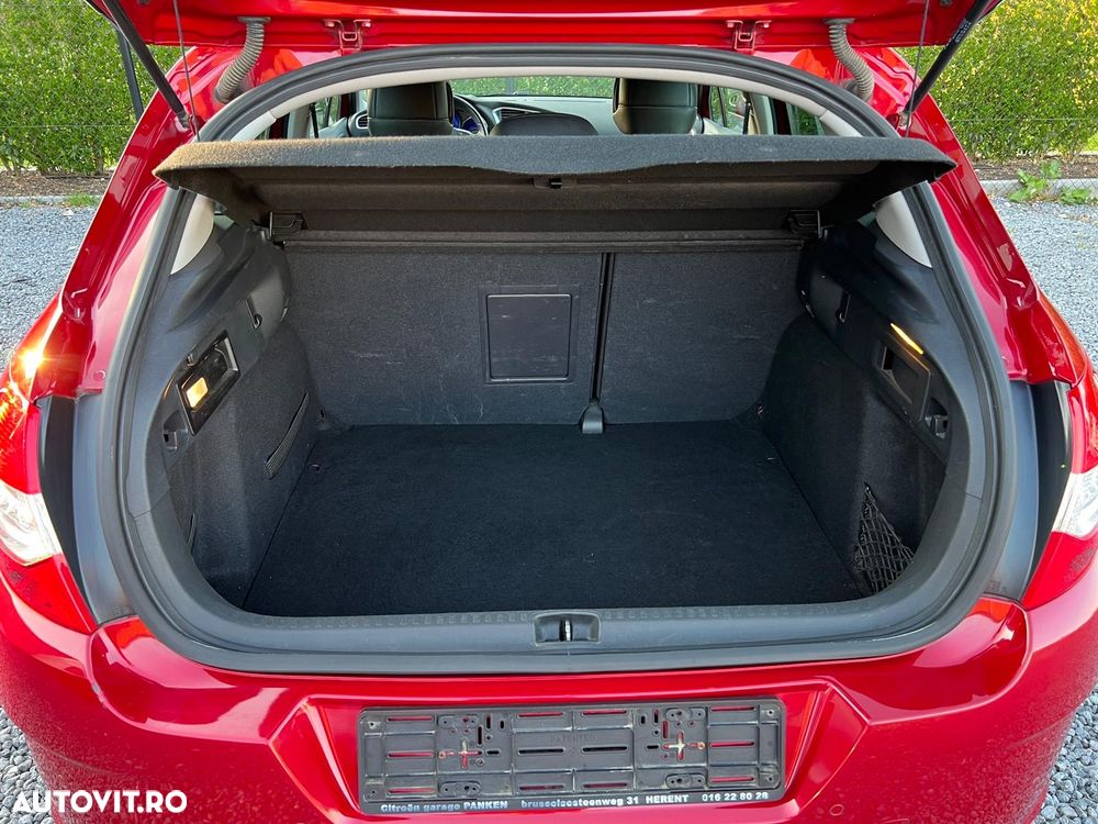 Citroën C4 1.6 VTi BVM Exclusive - 20