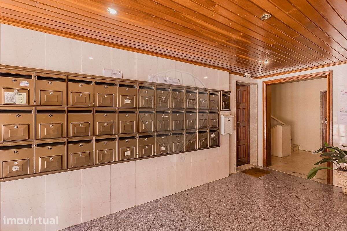 Apartamento T1 para venda - Grande imagem: 3/23