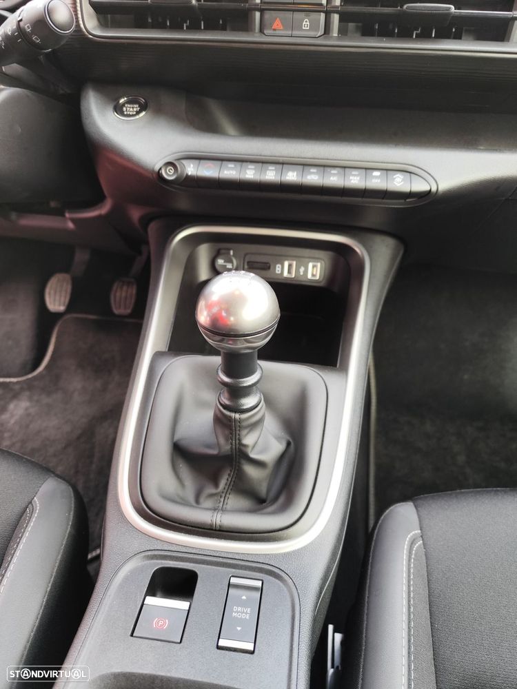 Jeep Avenger 1.2 GSE T3 Altitude - 18