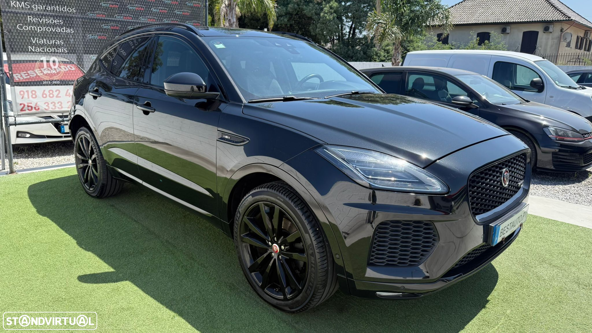 Jaguar E-Pace 2.0 i4D R-Dynamic AWD Aut. - 3