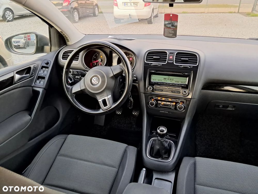 Volkswagen Golf V 1.6 Comfortline - 13