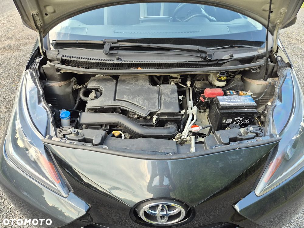 Toyota Aygo x-cite - 11