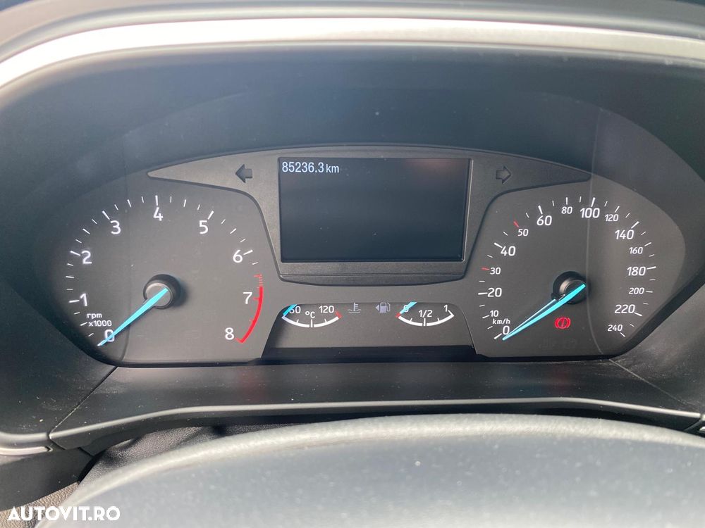 Ford Focus 1.0 EcoBoost Trend Edition - 9