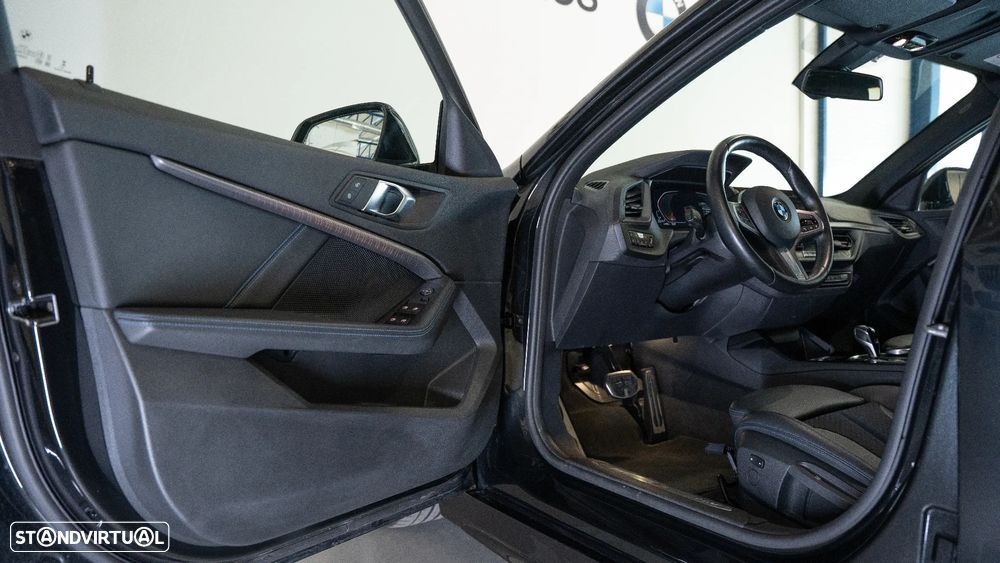 BMW 116 d Pack Desportivo M Auto - 16
