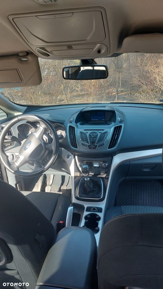 Ford Grand C-MAX - 4