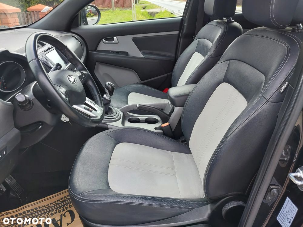Kia Sportage - 12