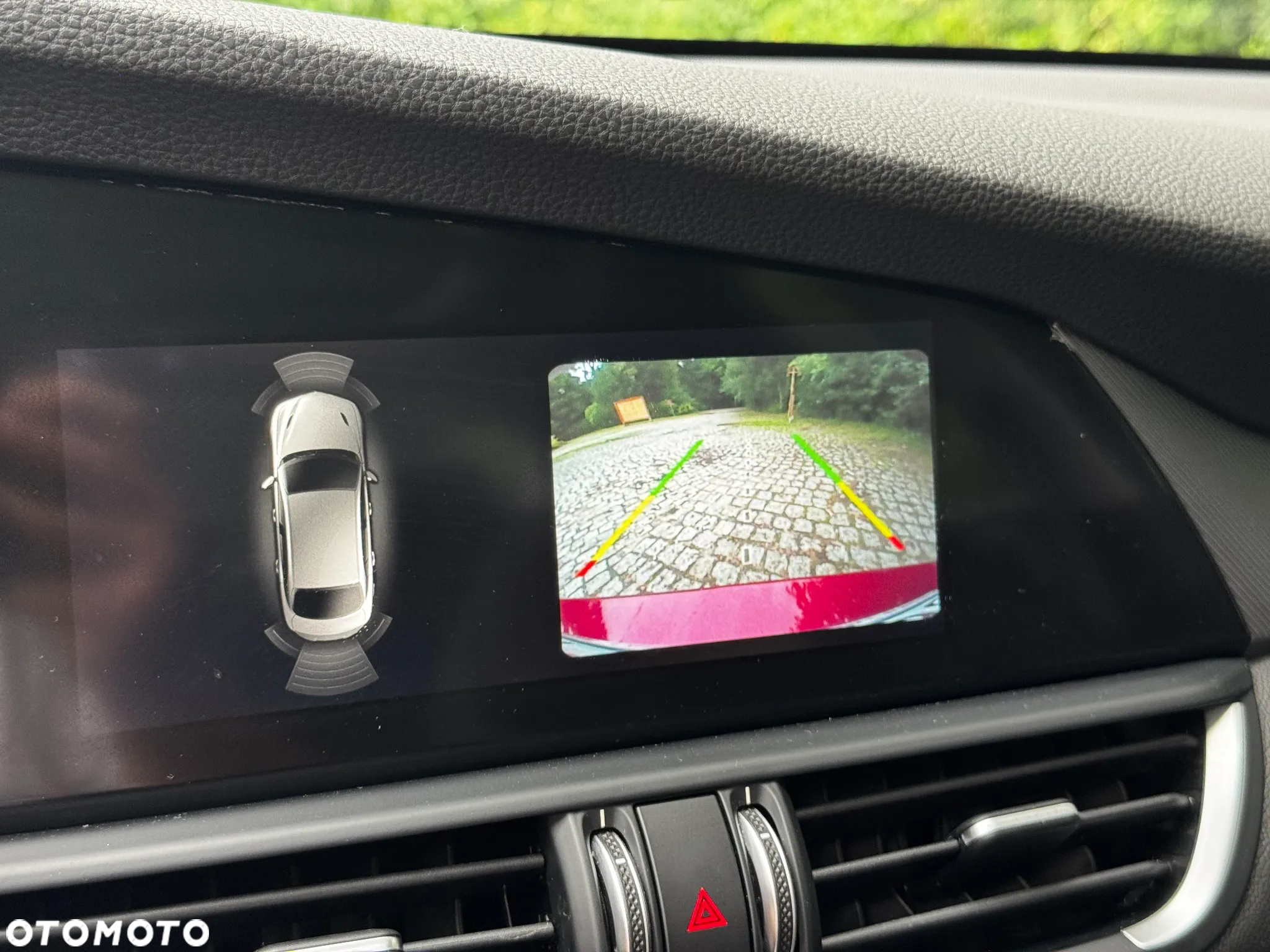 Alfa Romeo Giulia 2.0 Turbo 16V AT8-Q4 Veloce - 29