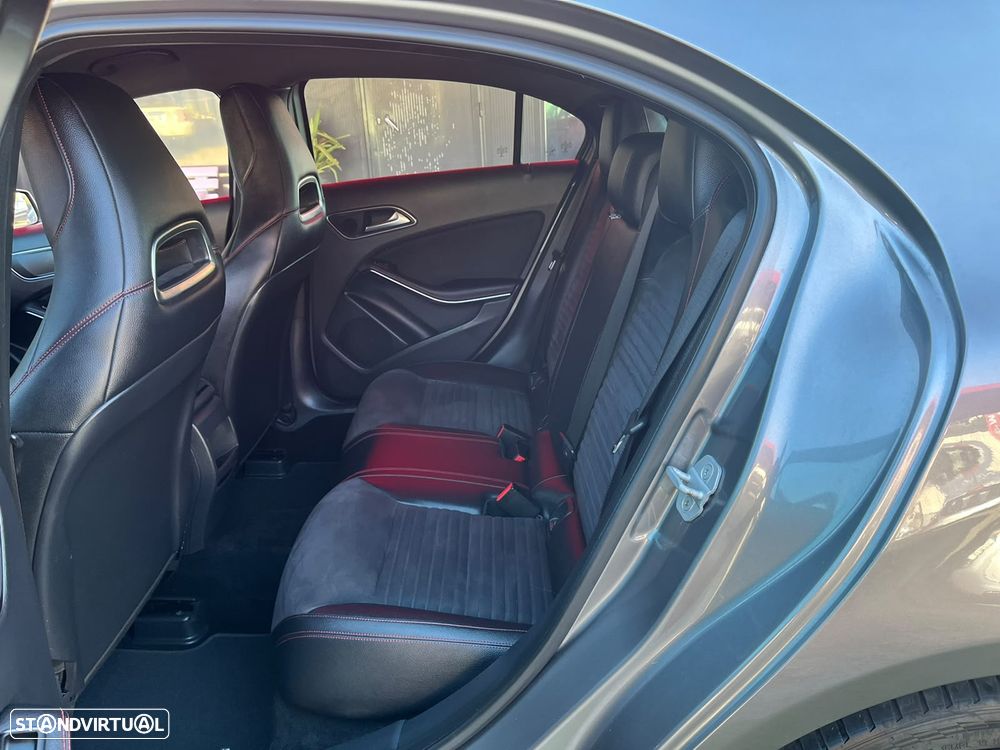 Mercedes-Benz A 200 CDI 7G-DCT AMG Line - 13