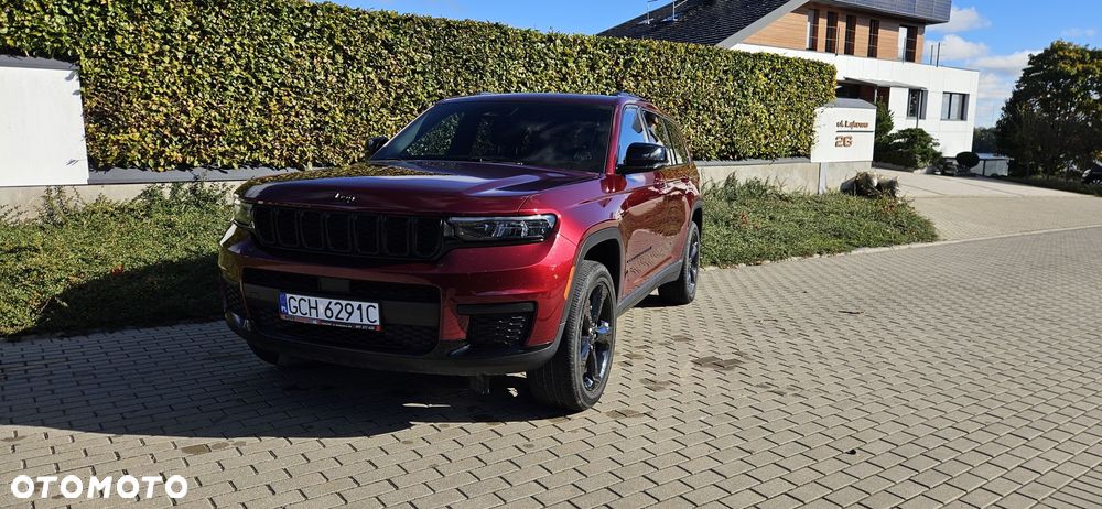 Jeep Grand Cherokee - 11