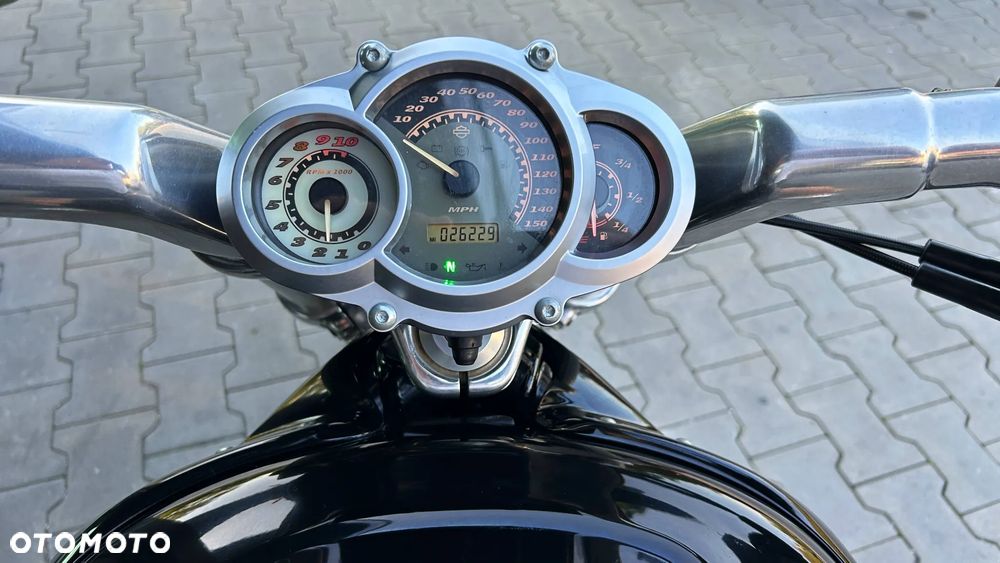 Harley-Davidson V-Rod Muscle - 8