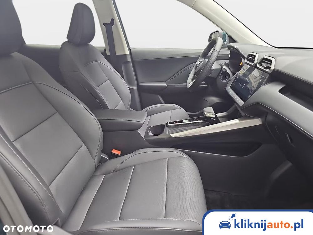MG ZS Hybrid+ - 11
