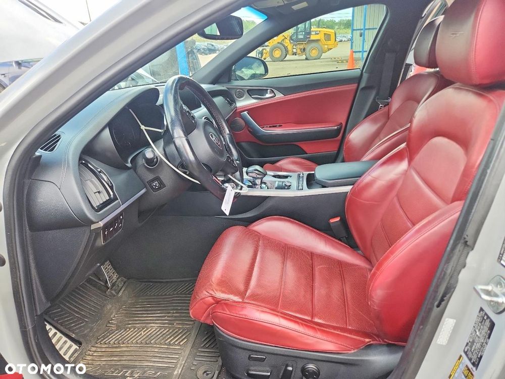 Kia Stinger 3.3 T-GDI AWD GT - 7