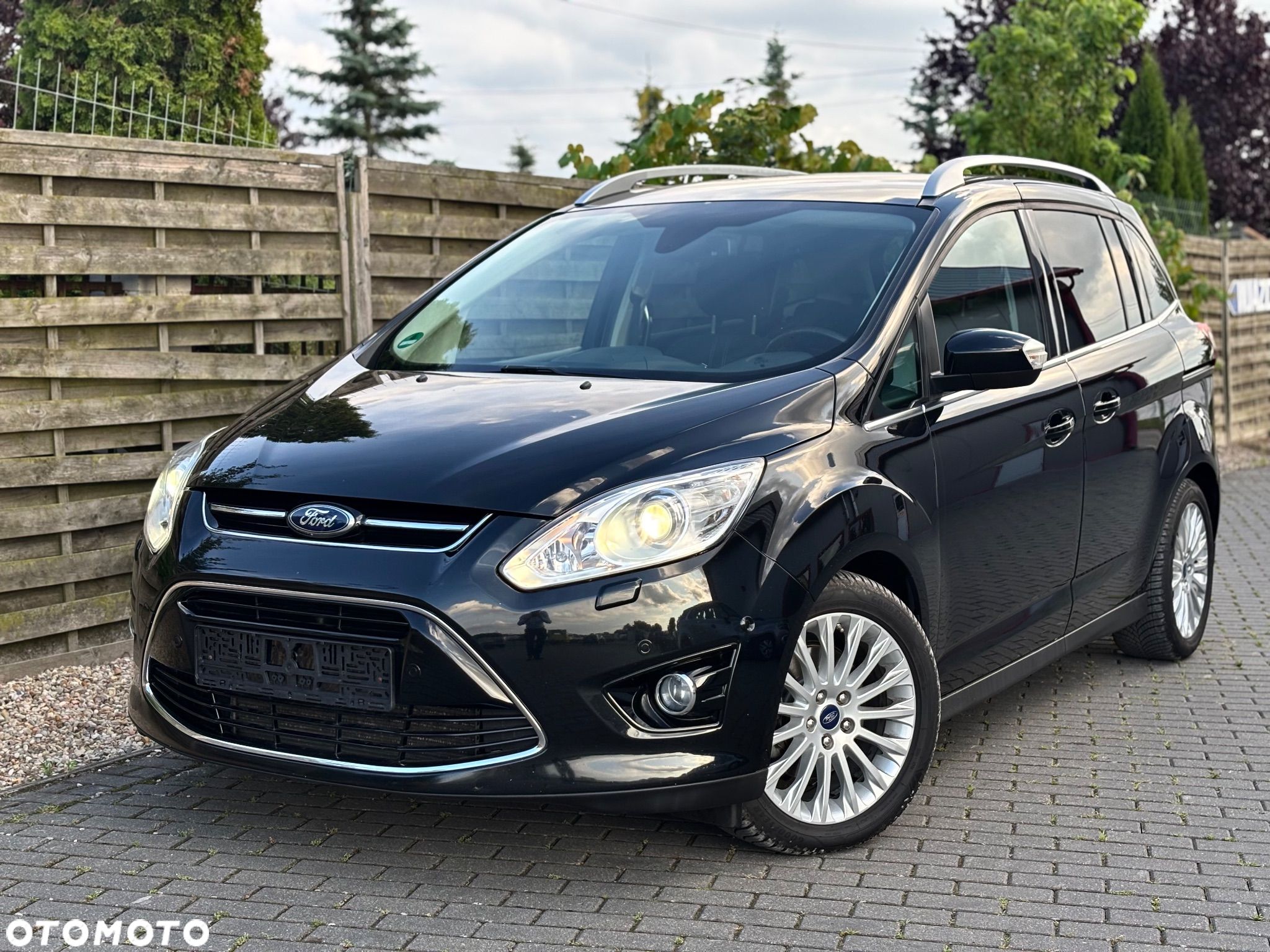 Ford Grand C-MAX 2.0 TDCi Titanium - 1