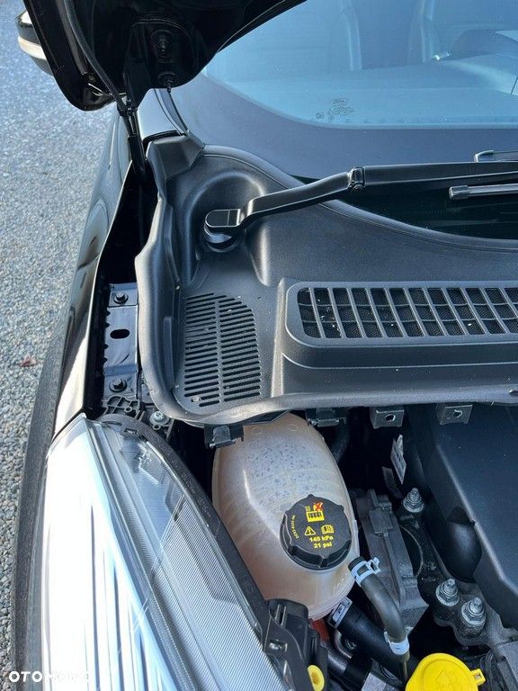 Ford Kuga 1.5 EcoBoost 2x4 Titanium - 39