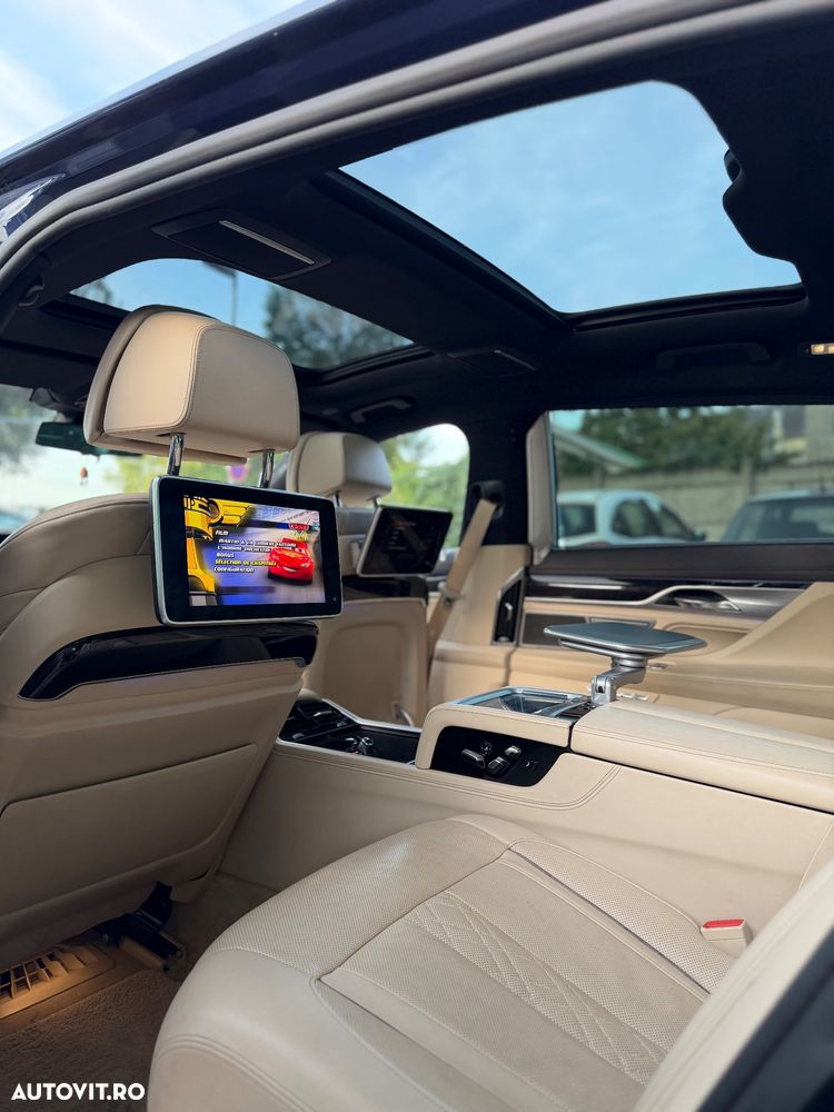 BMW Seria 7 730Ld xDrive - 13