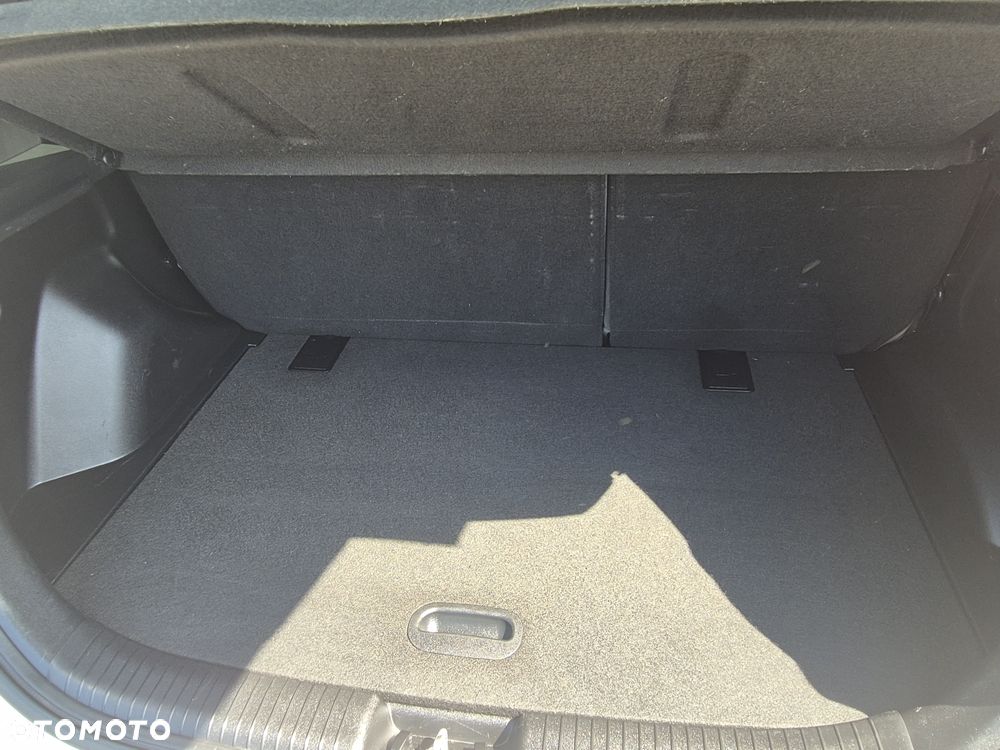 Hyundai ix20 1.4 blue Style - 13