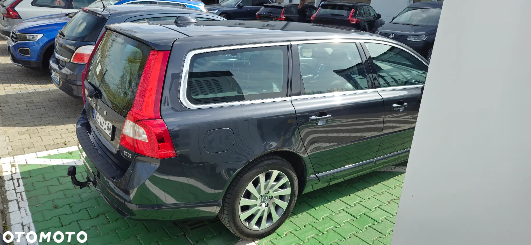 Volvo V70 D3 Summum - 13