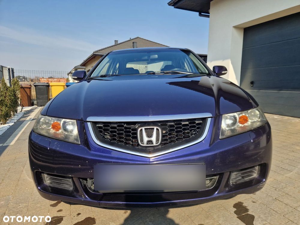 Honda Accord 2.0 Executive - 9