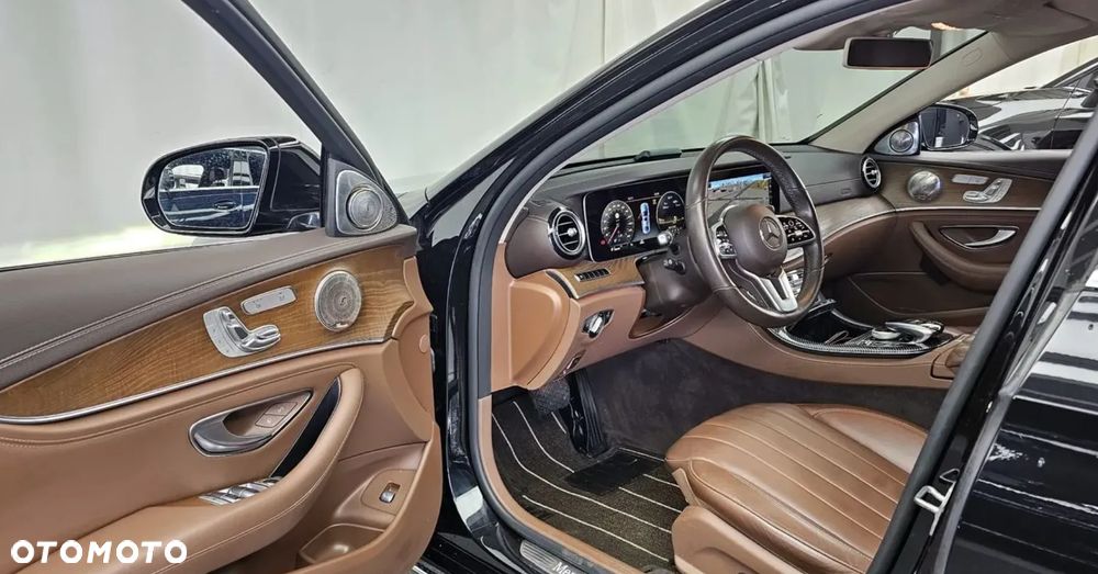 Mercedes-Benz Klasa E 220 d 9G-TRONIC Exclusive - 7