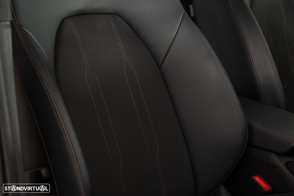 Cupra Formentor 1.5 eTSI DSG - 35