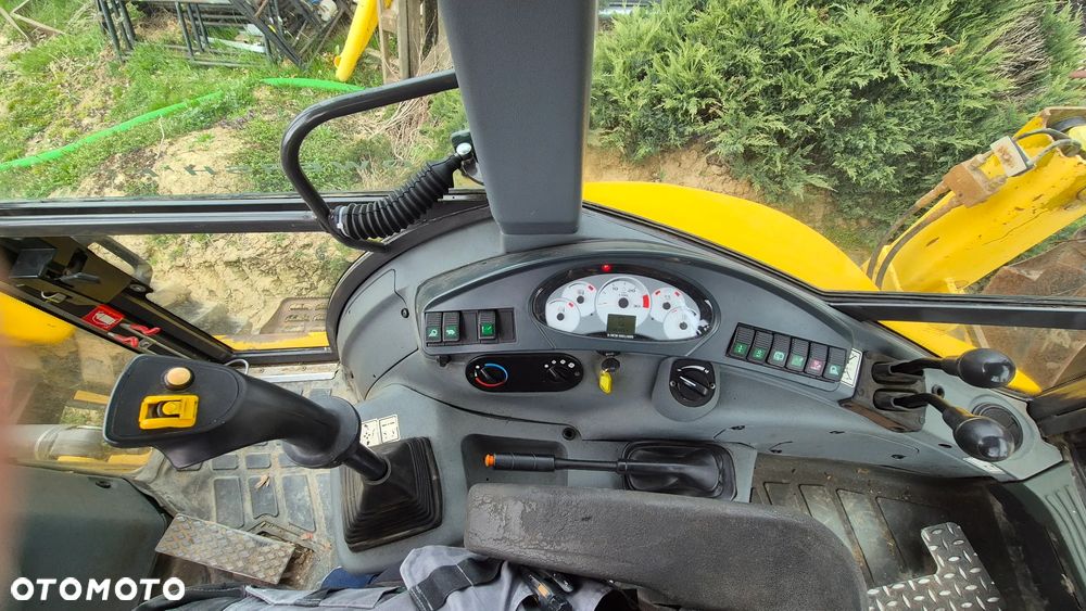 New Holland B115B - 13