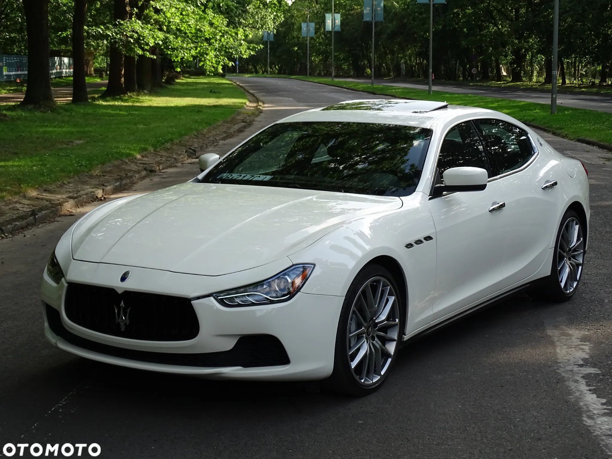 Maserati Ghibli - 1