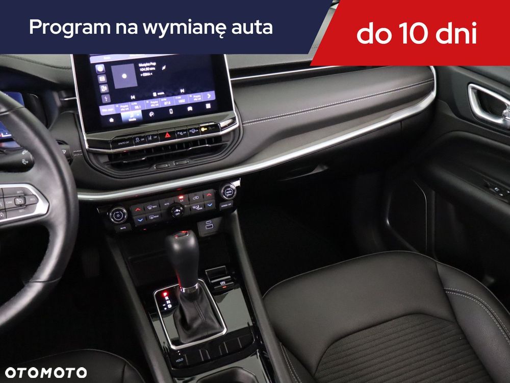 Jeep Compass - 10