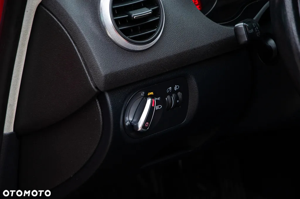 Audi A3 1.6 Limited Edition - 12