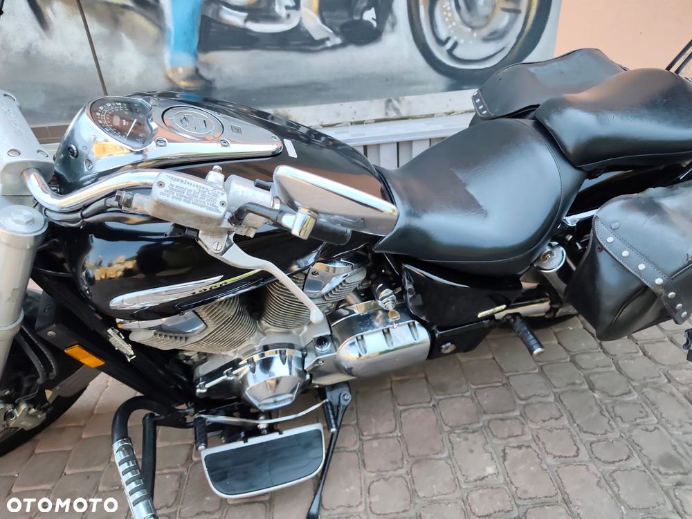 Honda VTX - 22