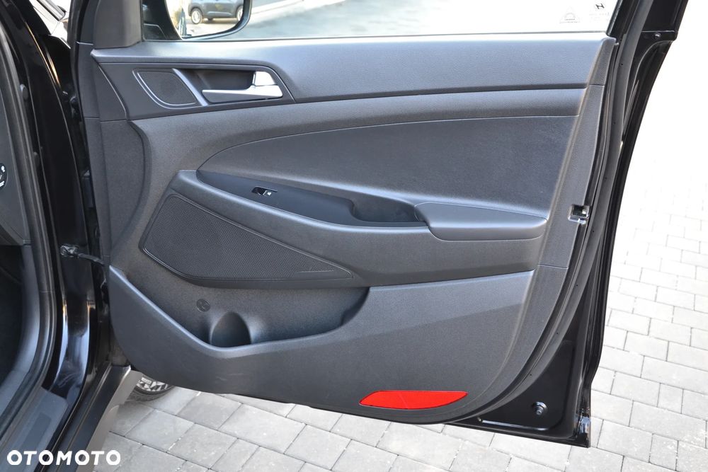 Hyundai Tucson 1.6 GDi 2WD DCT Select - 25