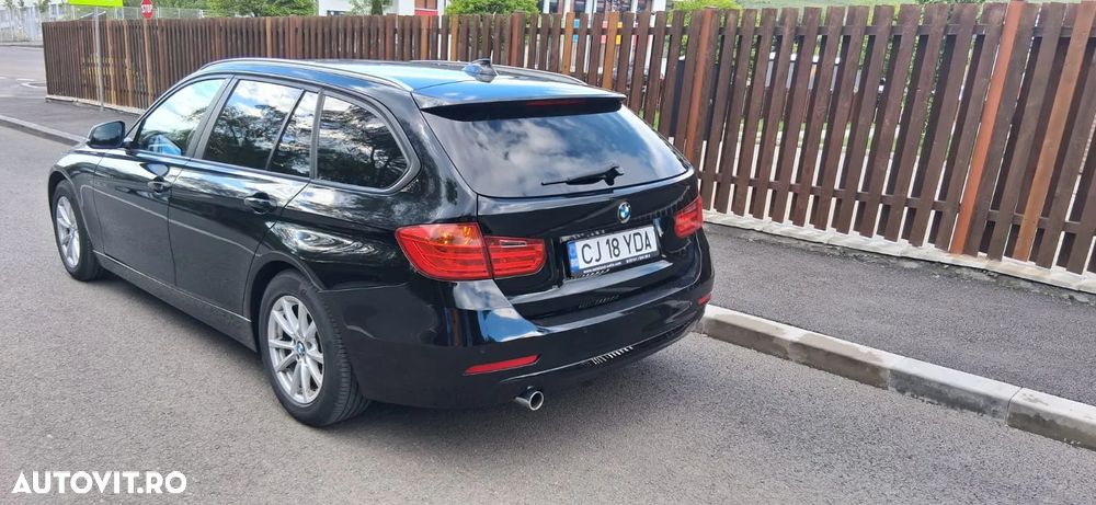 BMW Seria 3 320d Touring xDrive Aut. - 6