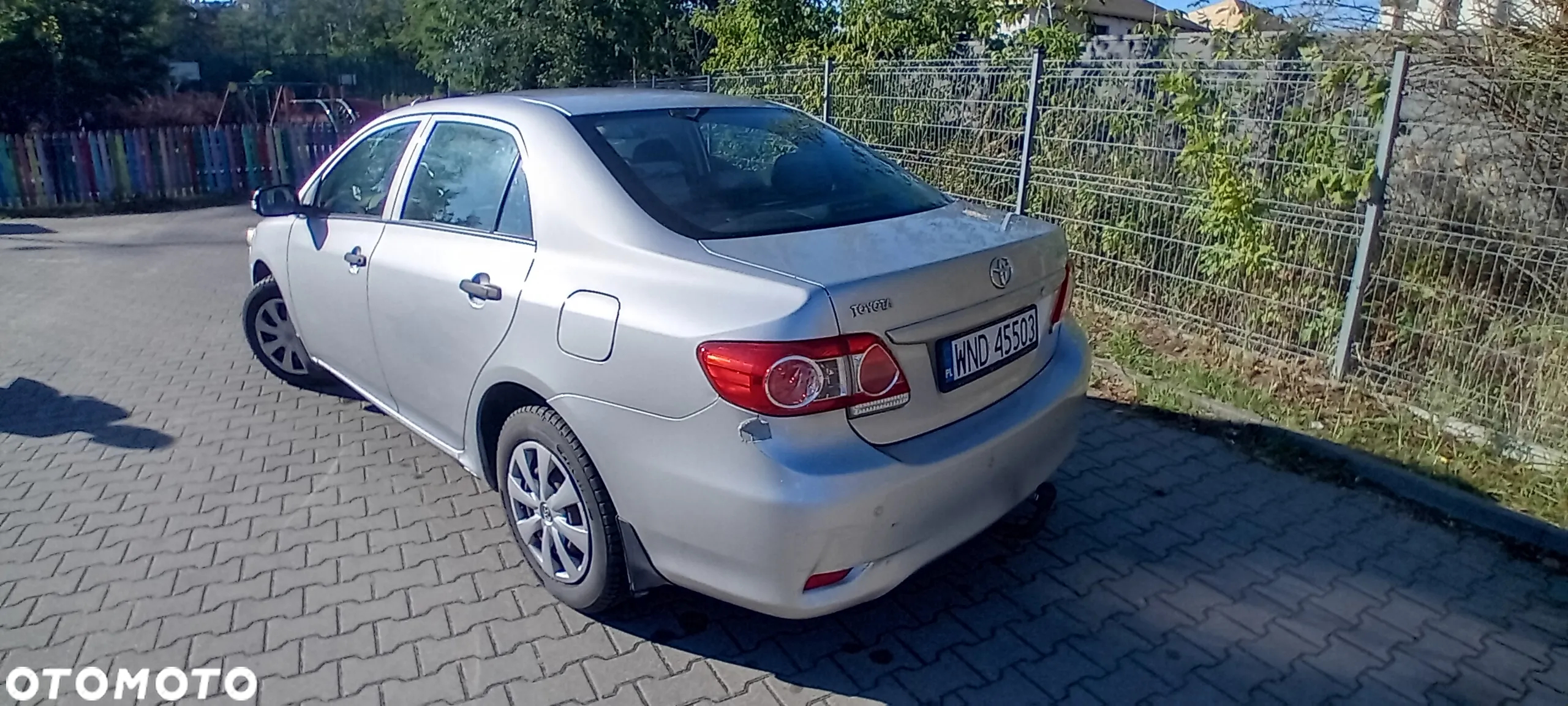 Toyota Corolla - 4