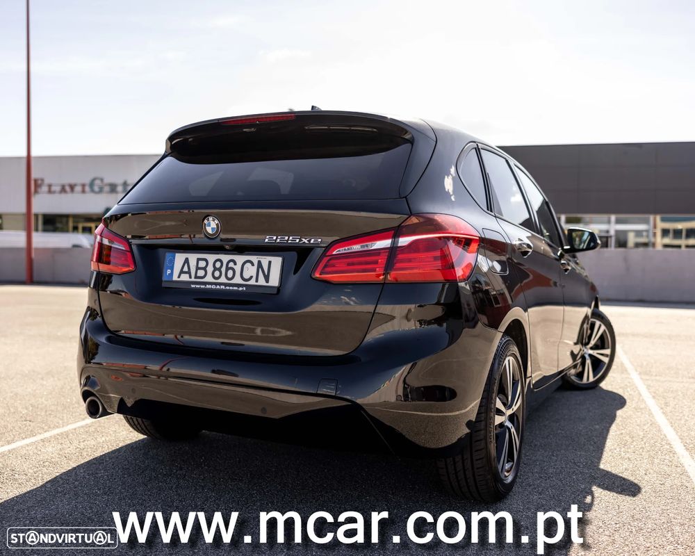 BMW 225xe Active Tourer - 4